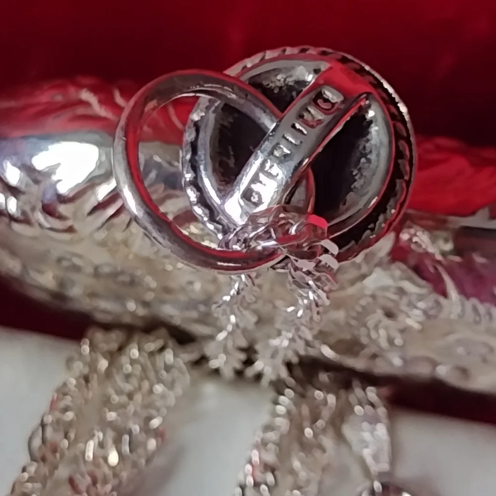 Stupendous Sterling Large Lady's Perfume Heart Fla - Picture 2 of 15
